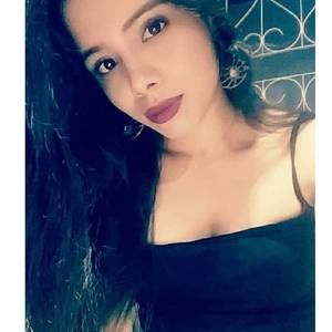 Meet your Posher, Mayra